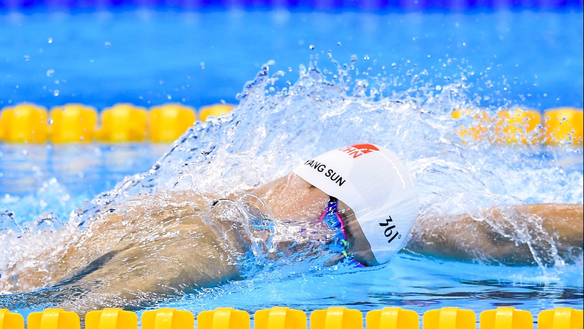 体育教育助力青少年全面发展 多地推进校园体育改革